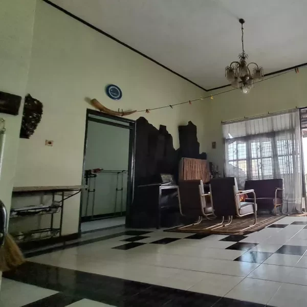 Bagus Untuk Usaha Rumah Di Ungaran Pinggir Jalan Raya Provinsi-3