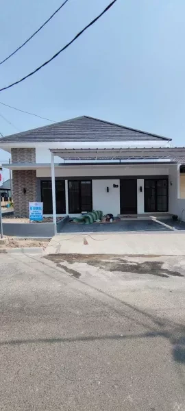 Rumah Roseville Deltamas Cikarang Luas 138 m2 Rp 1,3 M 3 KT 2 KM Hoek-2