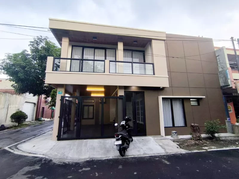 Rumah Baru Lux Mewah Full Furnish di Cluster Elite Baturan-1