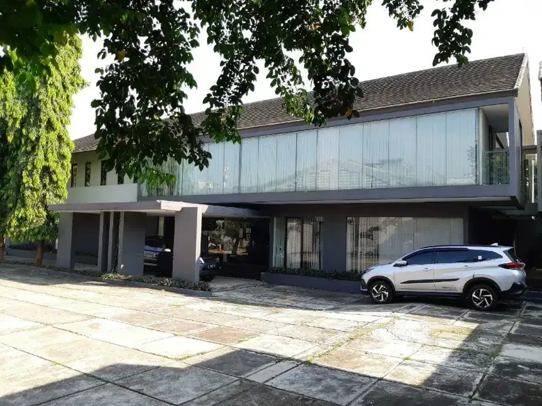 Dijual Gedung Perkantoran di Mampang Prapatan Raya Harga dibawah NJOP-1