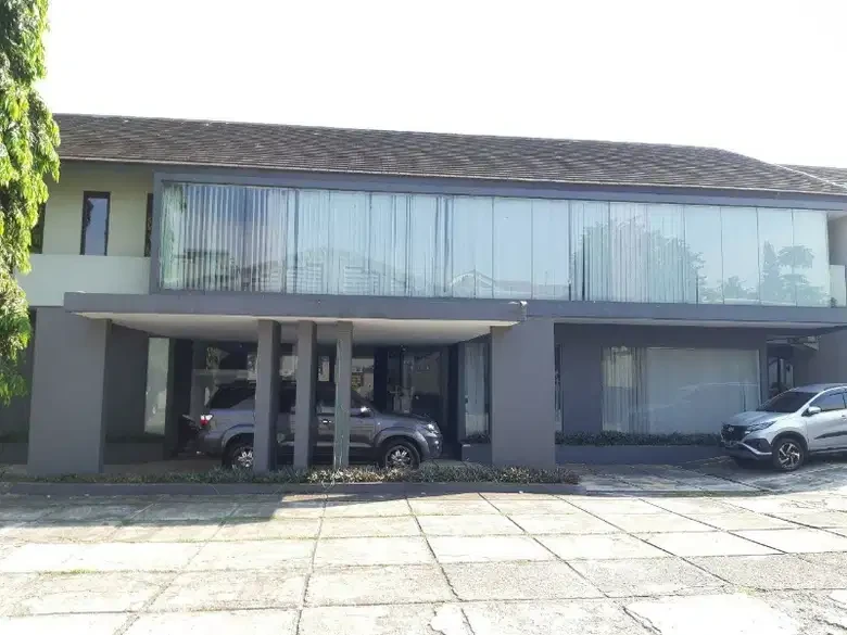 Dijual Gedung Perkantoran di Mampang Prapatan Raya Harga dibawah NJOP-2