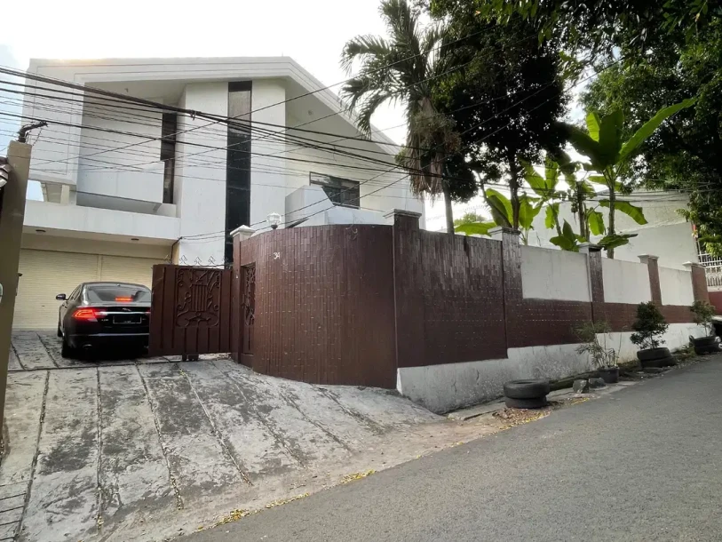 RUMAH MEWAH JUAL MURAH DI KEMANG PRIVATE POOL SELANGKAH KE SENOPATI-3