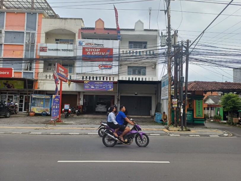 Ruko Strategis di Jalan Kelud Semarang-1