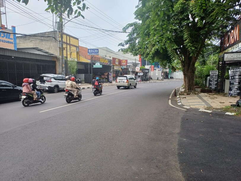 Ruko strategis Jalan Kelud Semarang-3